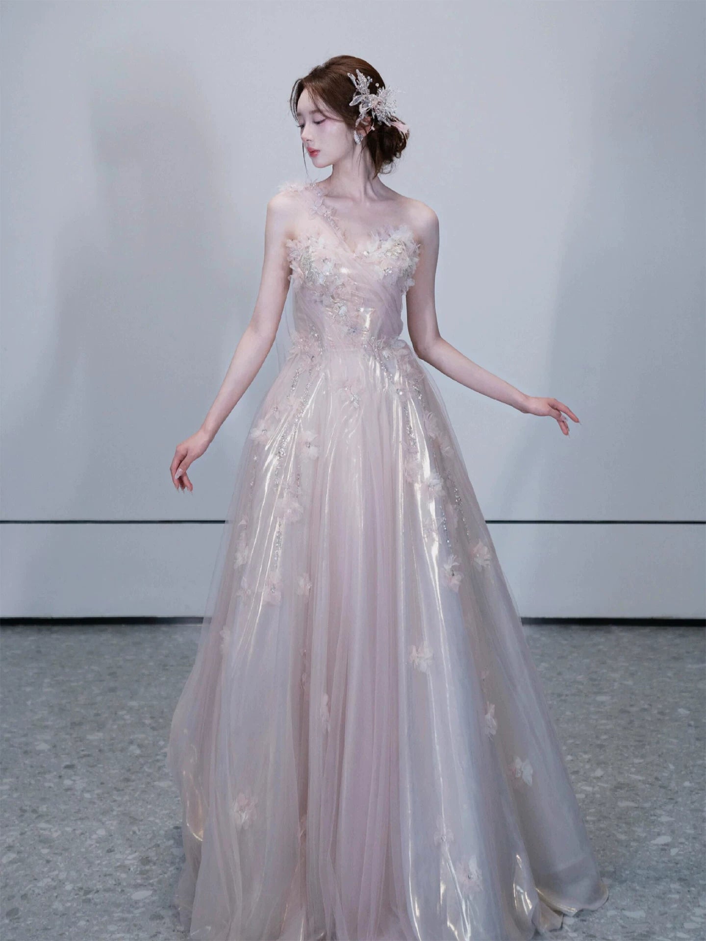 Sweet One Shoulder A-Line Prom Dress Appliques Sequins Tulle Evening Dress AP7081