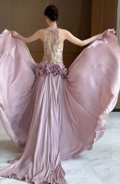 Vibrant Halter Neck A-Line Prom Dress 3D Appliques Sequins Evening Gowns AP7099