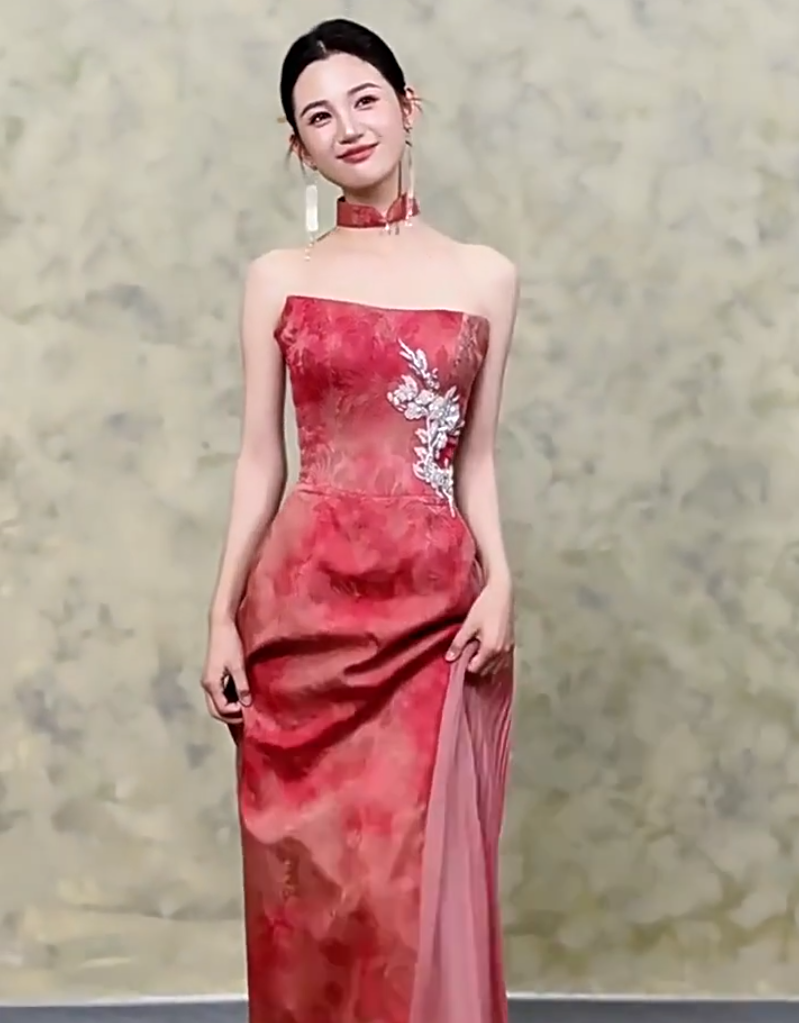 Fashionable Strapless Tulle Jacquard Prom Dress Appliques Sheath Evening Dress AP7100