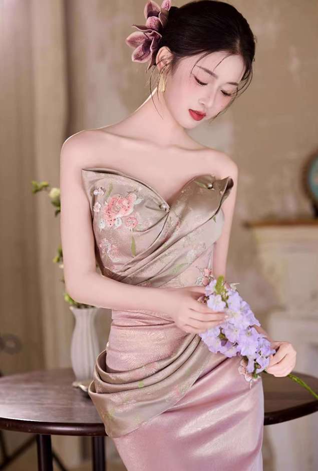 Vogue Strapless Pink Prom Dress Satin Appliques Beads Mermaid Evening Dress AP7115