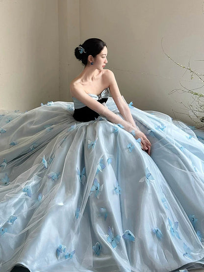 Delicate Strapless Beads Black Bodice Prom Dress Blue Appliques Ball Gown A-Line Evening Dresses AP7122