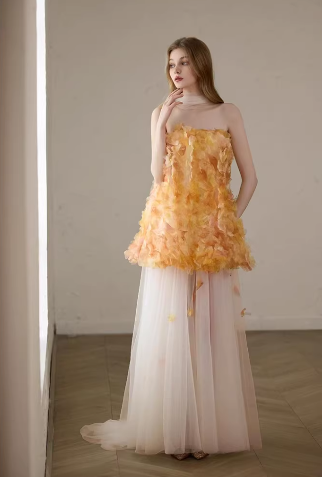Y2K Style Strapless Orange Prom Dress With Scarf Appliques Ball Gown A-Line Tulle Evening Dresses AP7125