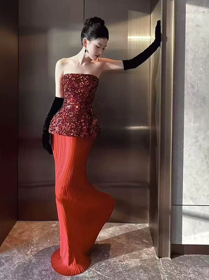 Hottie Strapless Sheath Prom Dress Red Sequins Pleated Evening Dress AP7130