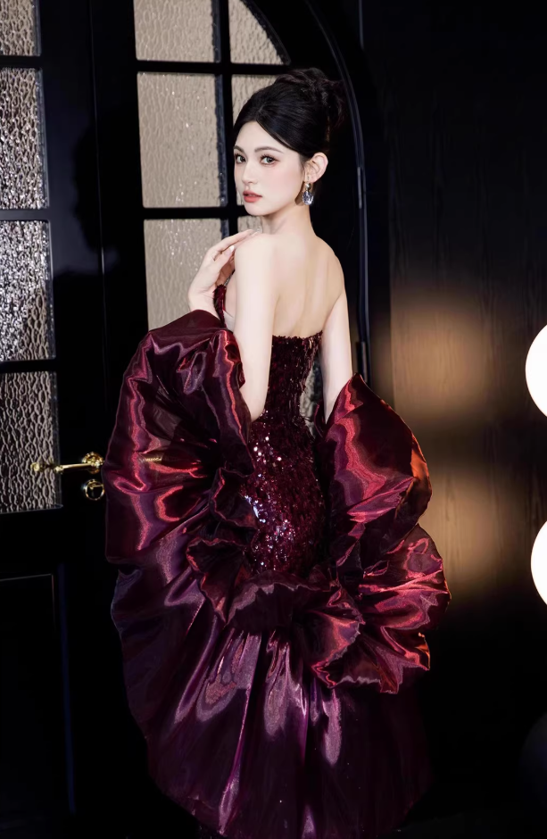 Enticing Strapless Sheath Prom Dress Red Sequins Evening Dress With Shawl AP7141