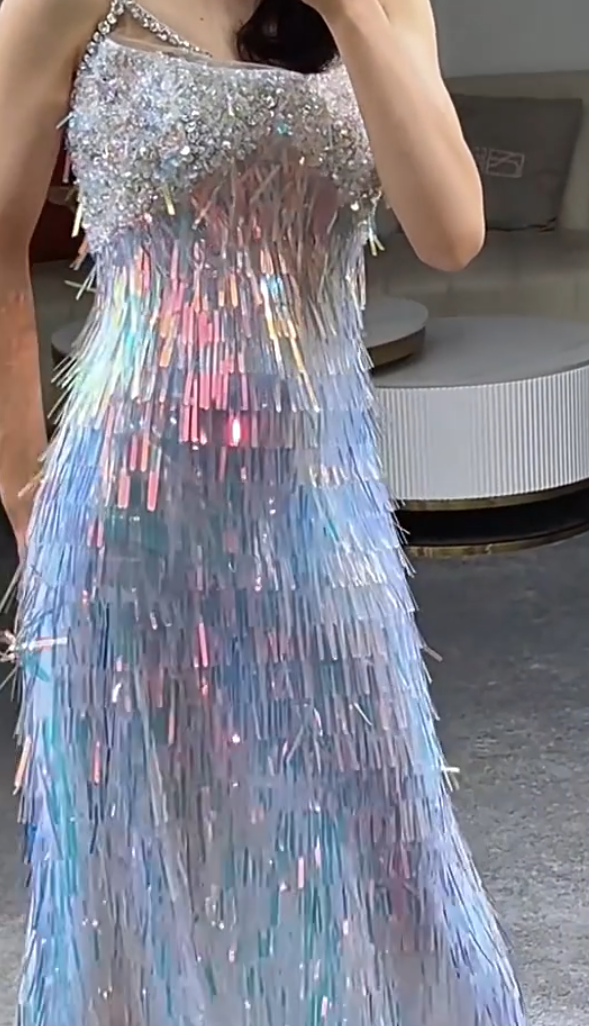 Eye-Catching Spaghetti Strap Beaded Prom Dress Glam Iridescent Sequin Fringe A-Line Evening Gown AP7144
