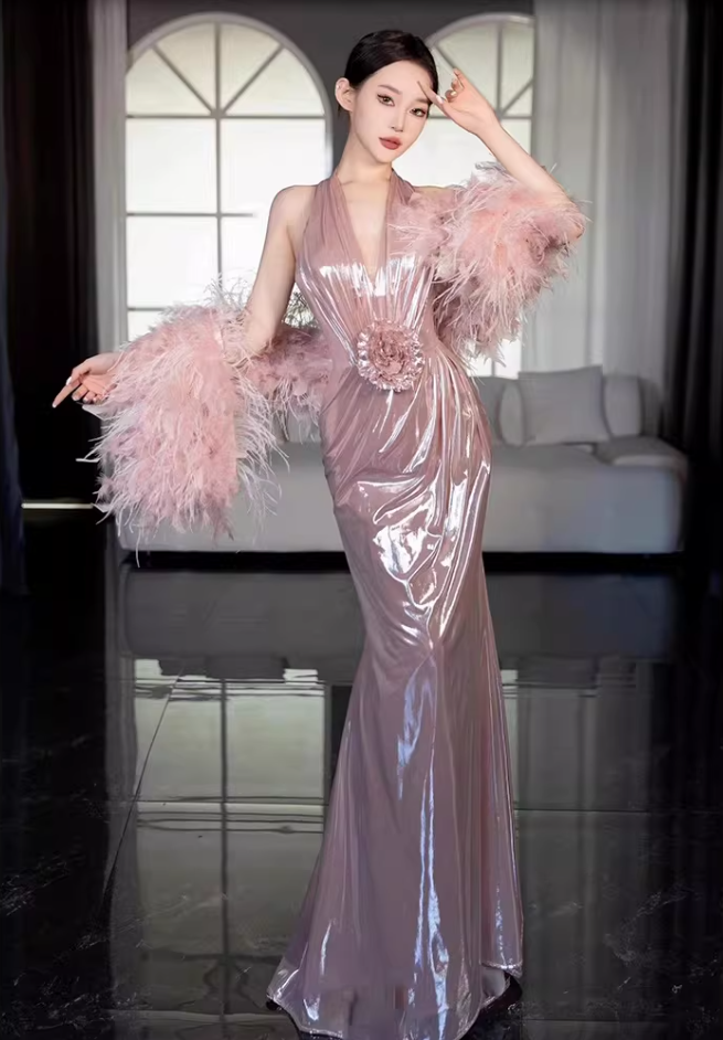 Victorian-Inspired Halter Neck Pink Prom Dress With Shawl Satin Appliques Mermaid Evening Dress AP7149