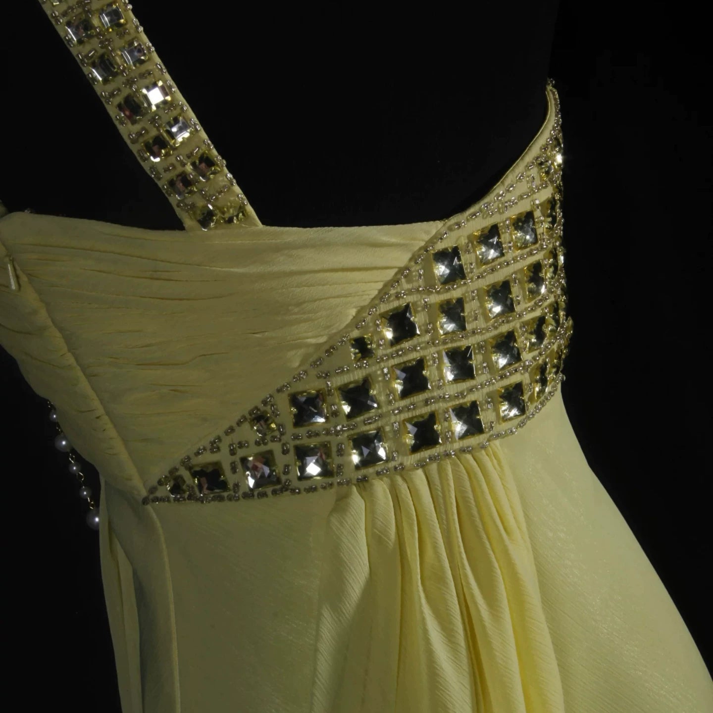 Fabulous One Shoulder Yellow Prom Dress Rhinestones Bodice Mermaid Evening Dress AP7160