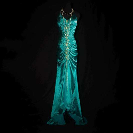 Luxury Halter Neck Pleated Green Prom Dress Sequins Mermaid Evening Dress AP7163