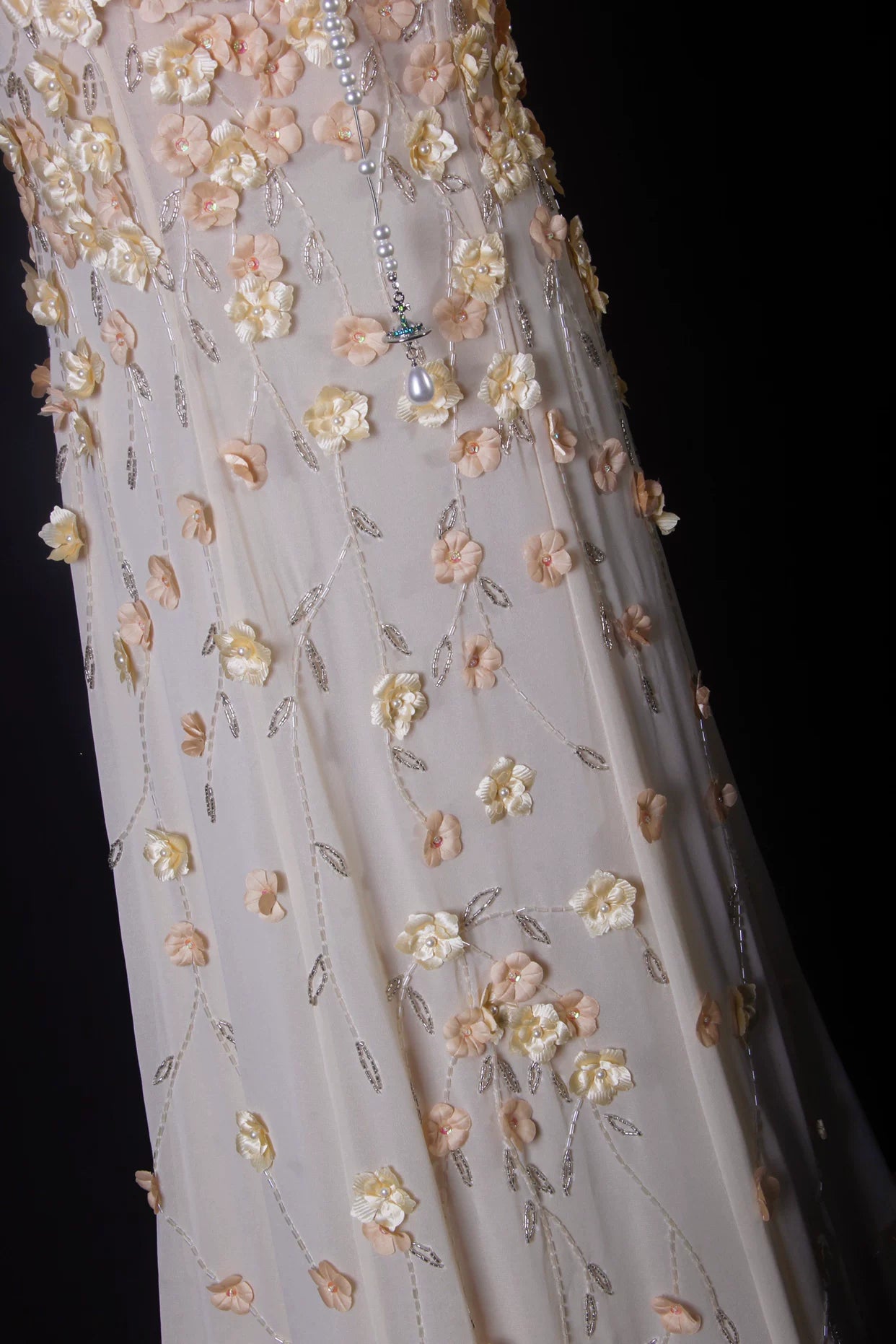 Graceful Spaghetti Strap Apricot Prom Dress Appliques Beads A-Line Evening Dress AP7164