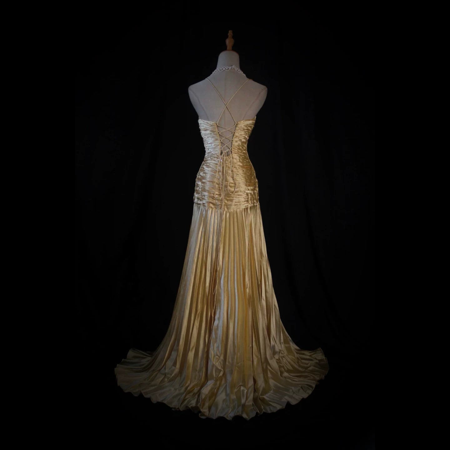 Classical Spaghetti Strap Pleated Gold Prom Dress Sequins A-Line Evening Dress AP7166