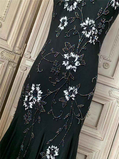 Glam Beads Appliques Mermaid Prom Dress Spaghetti Strap Black Formal Dress AP7177