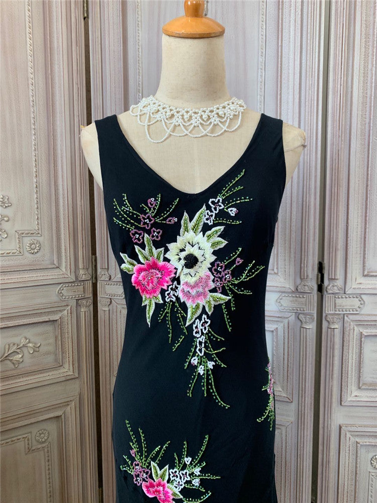 Glamorous Mermaid Black Prom Dress V Neck Beads Appliques Evening Dress AP7178