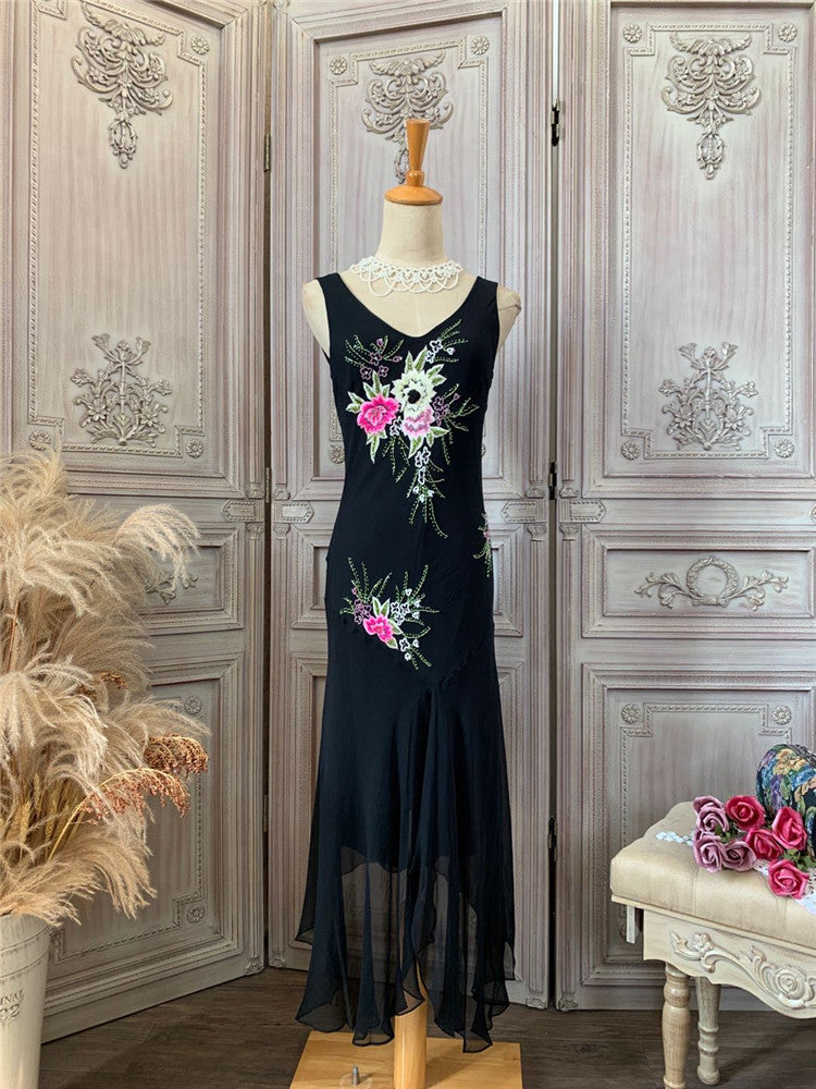 Glamorous Mermaid Black Prom Dress V Neck Beads Appliques Evening Dress AP7178