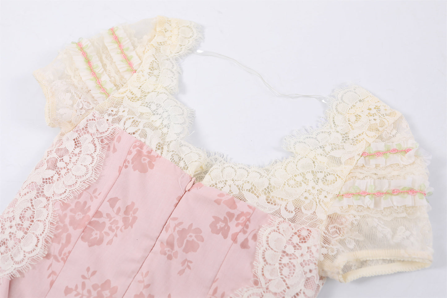 Fashionable Pink Lace Floral Accents A-Line Maxi Skirt Romantic Corset Lace-Up Floral Accents Short Sleeve Long Dress AP7183