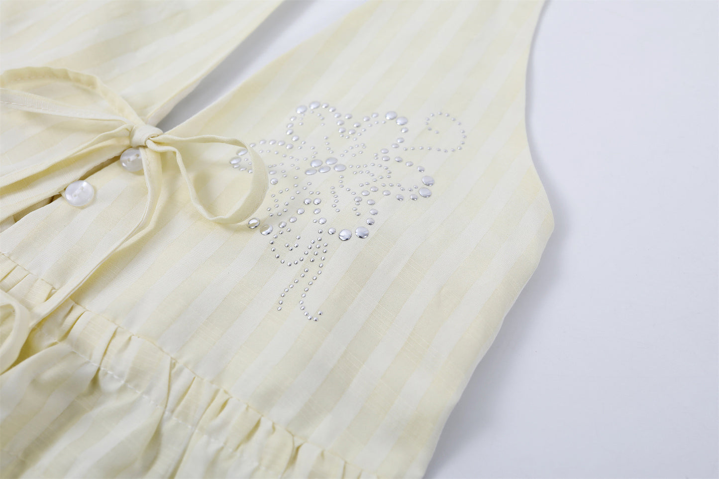 Vogue Tie Bow Eyelet Lace Mini Skirt Elegant Ivory Halter Peplum Top Two Piece Sheath Short Dress AP7197