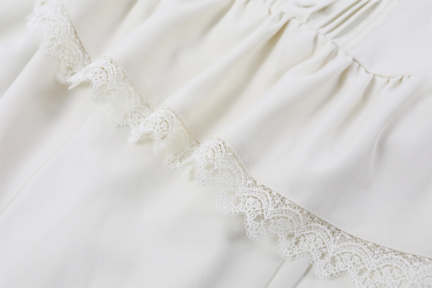 Fancy Puff Sleeves Lace Ruffle Maxi Dress Cottage core Aesthetic White Mermaid for Tea Parties Long Dress AP7202