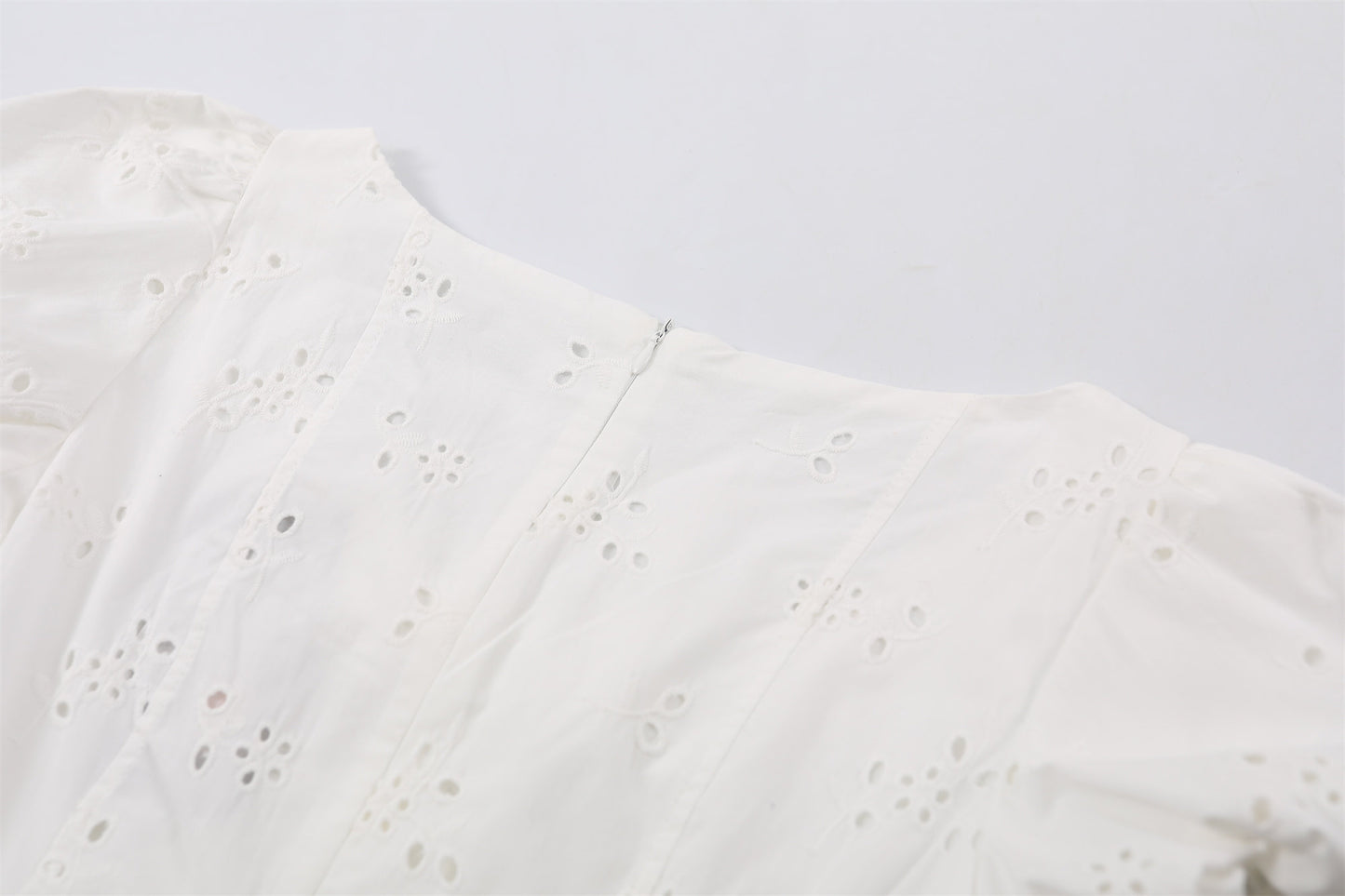 New Tendency Lace Trim Sweetheart Neckline A-Line Mini Skirt Soft Girl White Puff Sleeves Summer Brunch Short Dress AP7210
