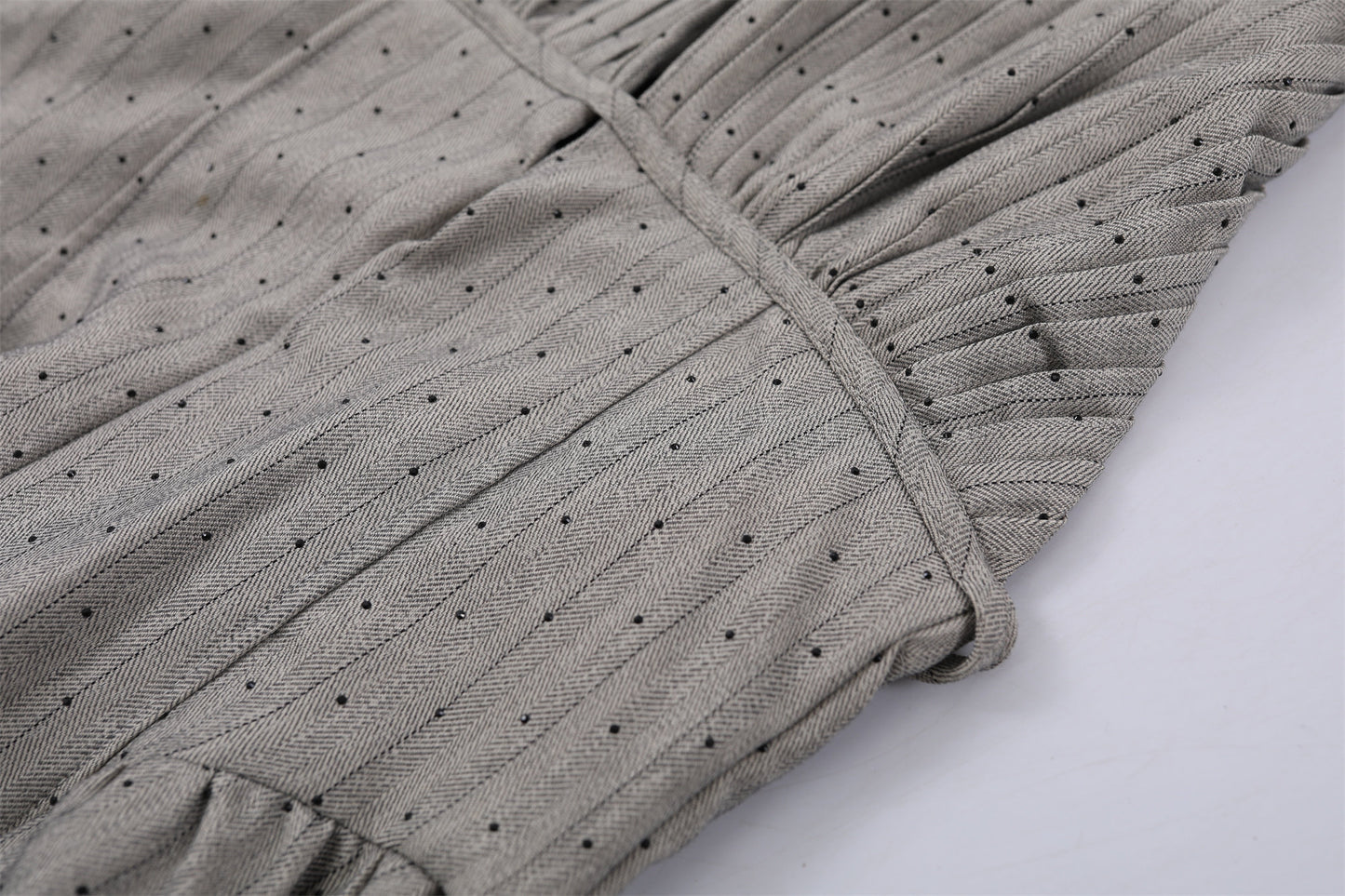 Flowy Halter Pleated Top Ruched Waist Maxi Dress Elegant Silver Dot Front Keyhole A-Line Long Dress AP7211