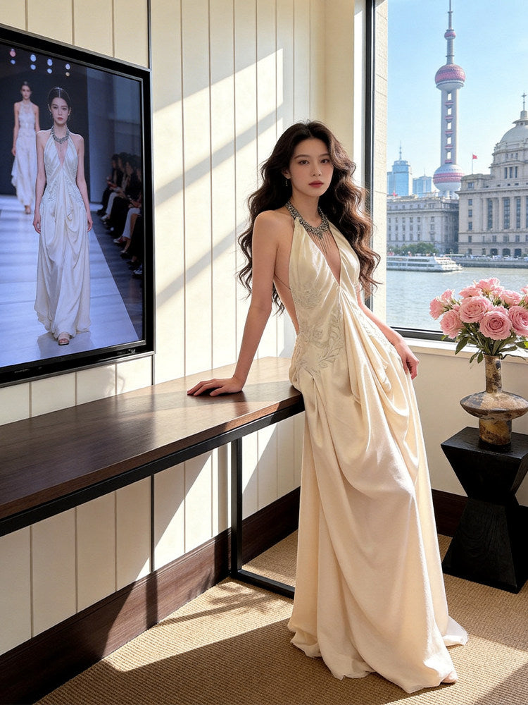 Cozy Halter Neck A-Line Prom Dress Ivory Appliques Evening Outfit AP7233