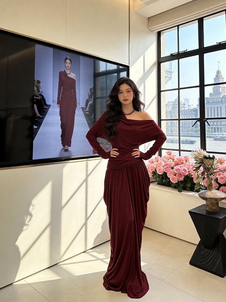 Lustrous Asymmetrical Neck Burgundy Prom Dress Long Sleeve Sheath Formal Outfit AP7234