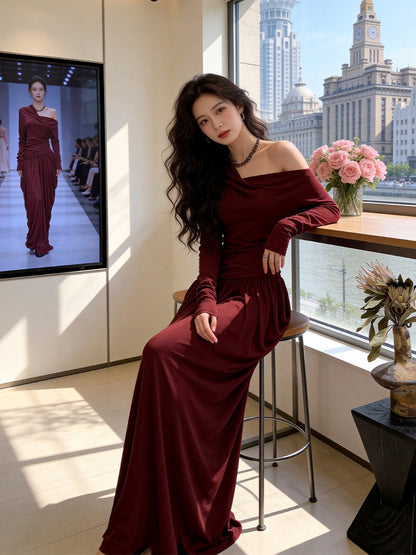 Lustrous Asymmetrical Neck Burgundy Prom Dress Long Sleeve Sheath Formal Outfit AP7234