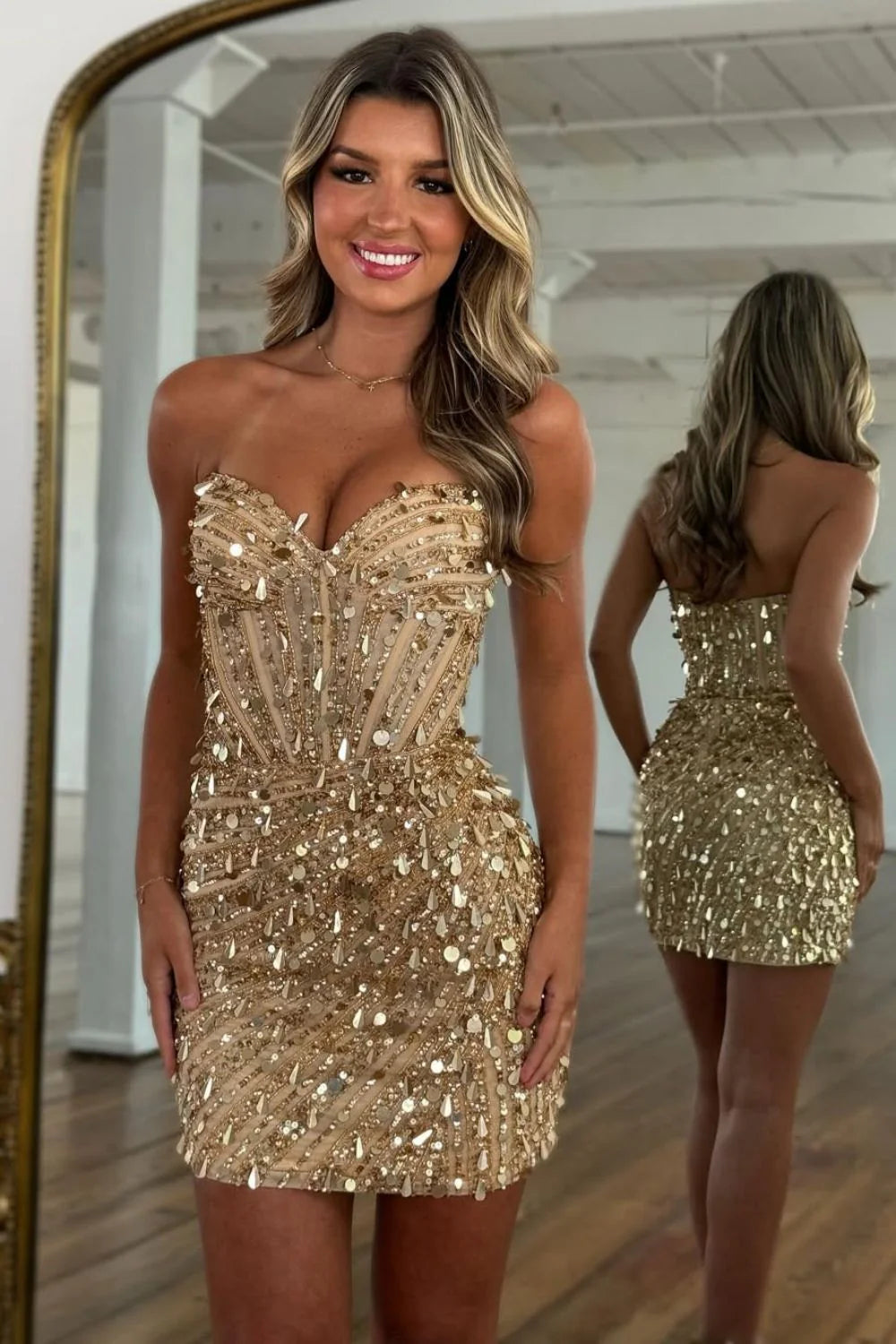 Gorgeous Sparkly Bodycon Sweetheart Short Homecoming Dress with Beading and Sequin AS053