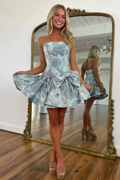 Special A-Line Strapless Low Waist Short Homecoming Dress With Bowknot AS097