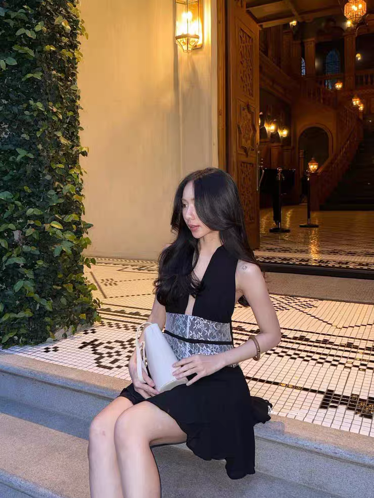 Vintage Black Halter Deep V Neck Lace Waistband A Line Chiffon Short Homecoming Dress AS1009