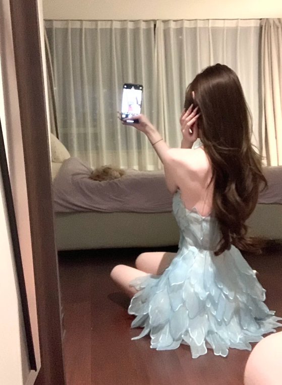 Ethereal Light Blue Halter V Neck Multi Layer 3D Petal Organza A Line Short Homecoming Dress AS1010