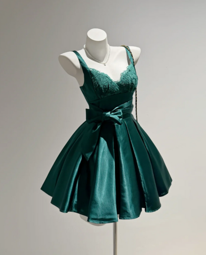 Vintage Emerald Green Straps Sweatheart Neck Floral Lace Bust Waist Pleated Bow Satin A-Line Short Homecoming Dress AS1050