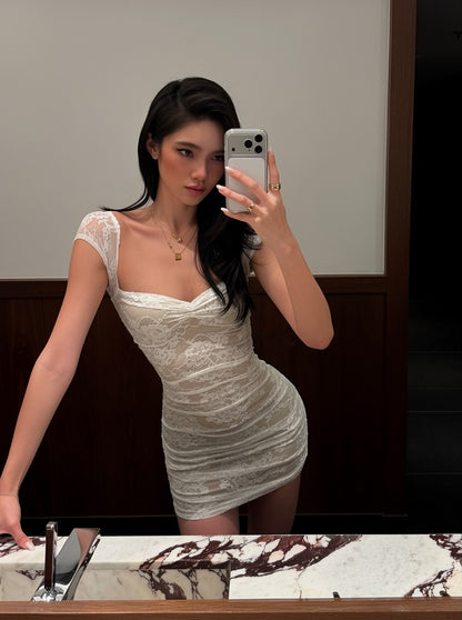 Chic White Cap Sleeve Sweetheart Floral Lace Mesh Ruched Bodycon Mini Homecoming Dress AS1059