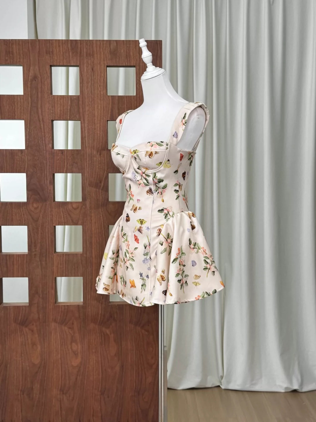 Hot Sale Ivory Butterfly Floral Print Straps Satin A Line Short Homecoming Dress AS1077