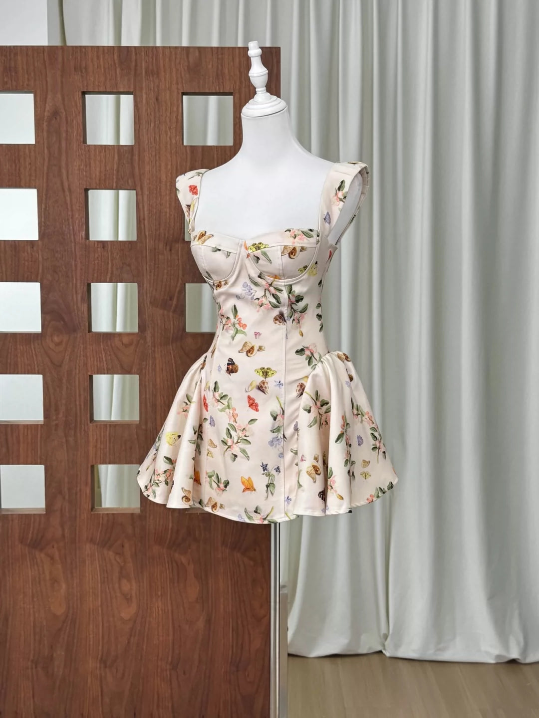Hot Sale Ivory Butterfly Floral Print Straps Satin A Line Short Homecoming Dress AS1077