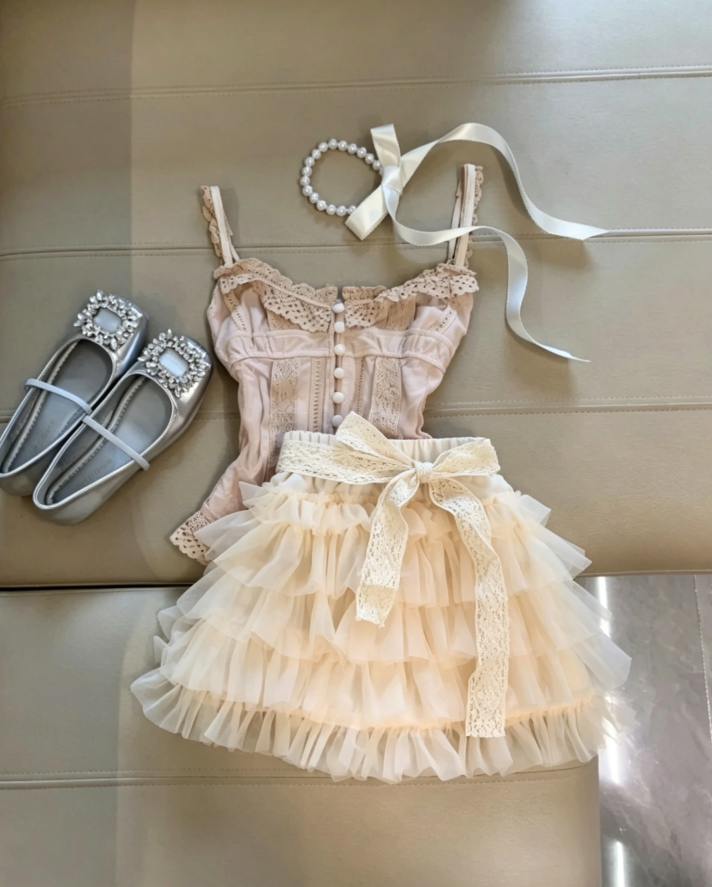 Romantic Blush Two Piece Lace Trim Spaghetti Strap Corset Top + Cream Multi-Layer Tulle Mini A Line Skirt With Lace Bow Homecoming Dress AS1083