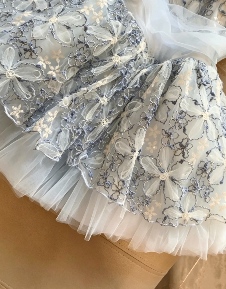 Dreamy Blue Sheer Tulle Straps 3D Floral Applique Voluminous Tulle Skirt A Line Short Homecoming Dress AS1099