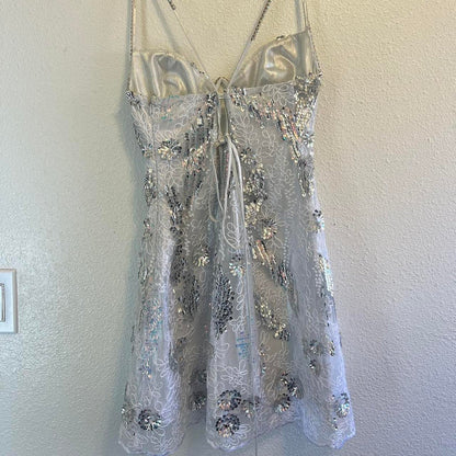 Gorgeous Silver Spaghetti Straps Sequin Rhinestone Trim Sweetheart Cutout Floral Lace Sheath Mini Homecoming Dress AS1290