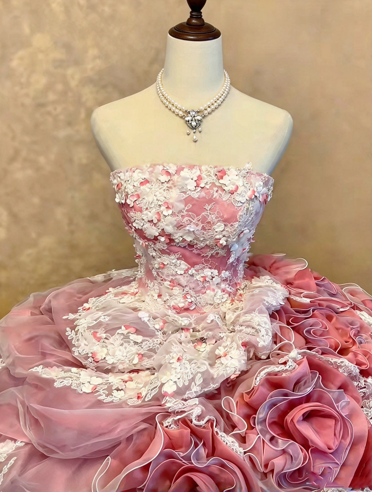 Romantic Pink Strapless Lace 3D Floral Appliiques Beaded A-Line Ball Gown Long Prom Dress With Chapel Train AD1404