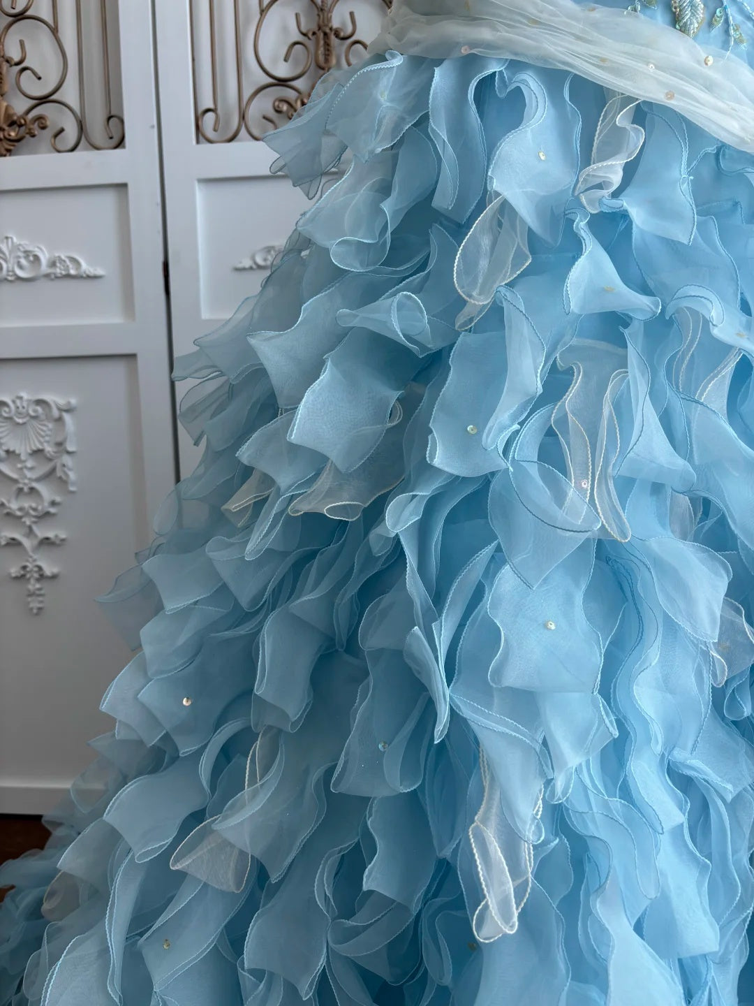 Dreamy Sky Blue Strapless Sweetheart 3D Floral Appliqué Sequin Mermaid Long Prom Dress AD1417