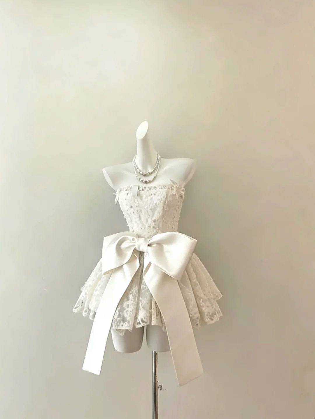 Elegant White Strapless Floral Lace Giant Satin Bow A Line Short Homecoming Dress AS1434
