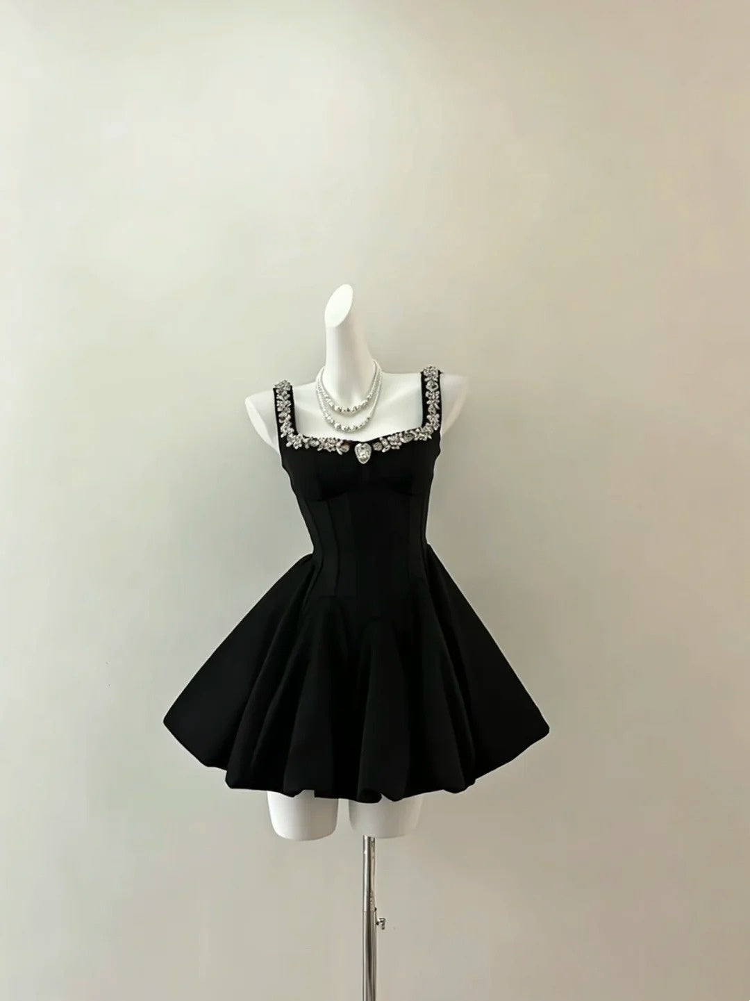 Stunning Black Square Neck Rhinestone Trim Straps A Line Short Homecoming Dress AS1436