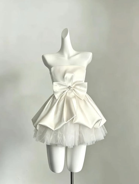 Chic White Strapless Satin Outer Giant Rhinestone Bow Sheer Tulle A Line Short Homecoming Dress AS1451