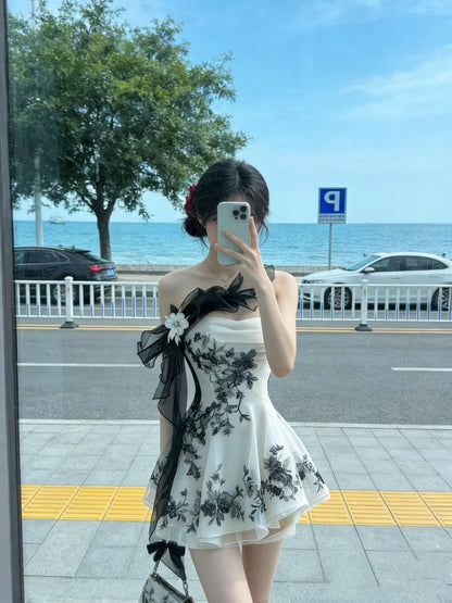Chic Strapless Black Floral Side Sheer Tulle A Line Short Homecoming Dress AS1464
