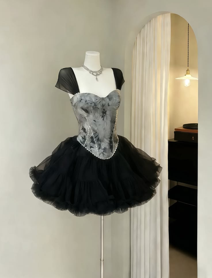 Moody Grey Floral Print Sweetheart Neck Sheer Cap Sleeves White Lace Trim Corset A Line Tulle Tutu Short Homecoming Dress AS1611