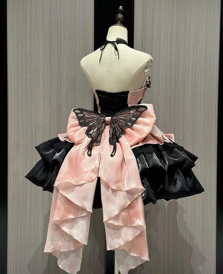 Romantic Pink Black Halter Floral Bow Decor Butterfly Applique Layered Puffy A Line Short Homecoming Dress AS1616