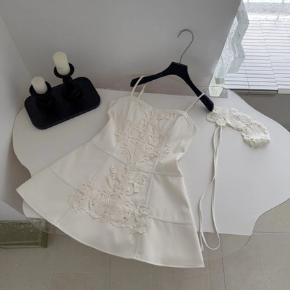 Elegant White Spaghetti Straps Corset A Line Short Homecoming Dress With Ornate Lace Applique And Detachable Lace Choker AS1772