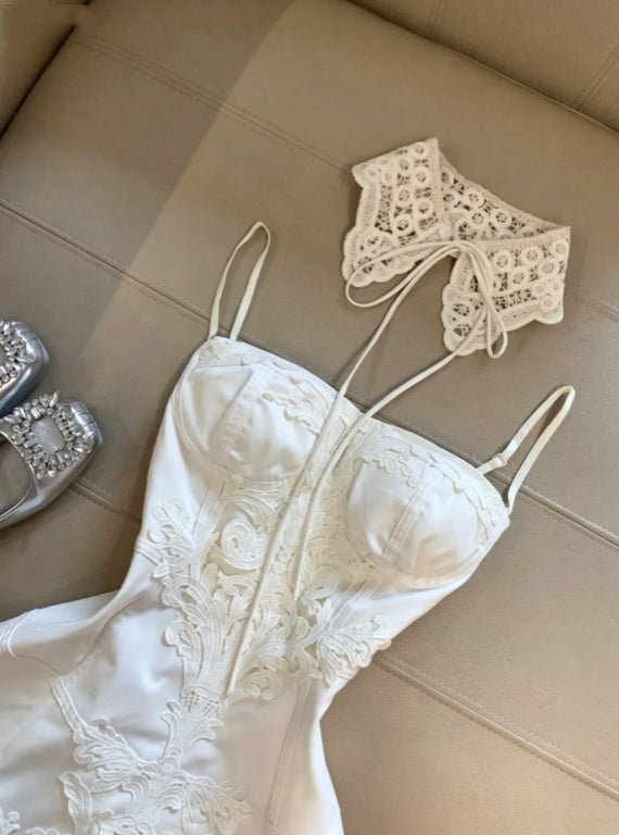 Gorgeous Ivory Spaghetti Strap Sweetheart Neck Floral Appliques Corset A‑Line Short Homecoming Dress AS2044