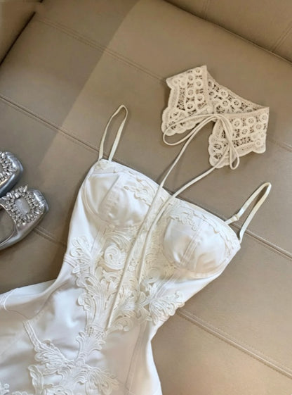 Gorgeous Ivory Spaghetti Strap Sweetheart Neck Floral Appliques Corset A‑Line Short Homecoming Dress AS2044