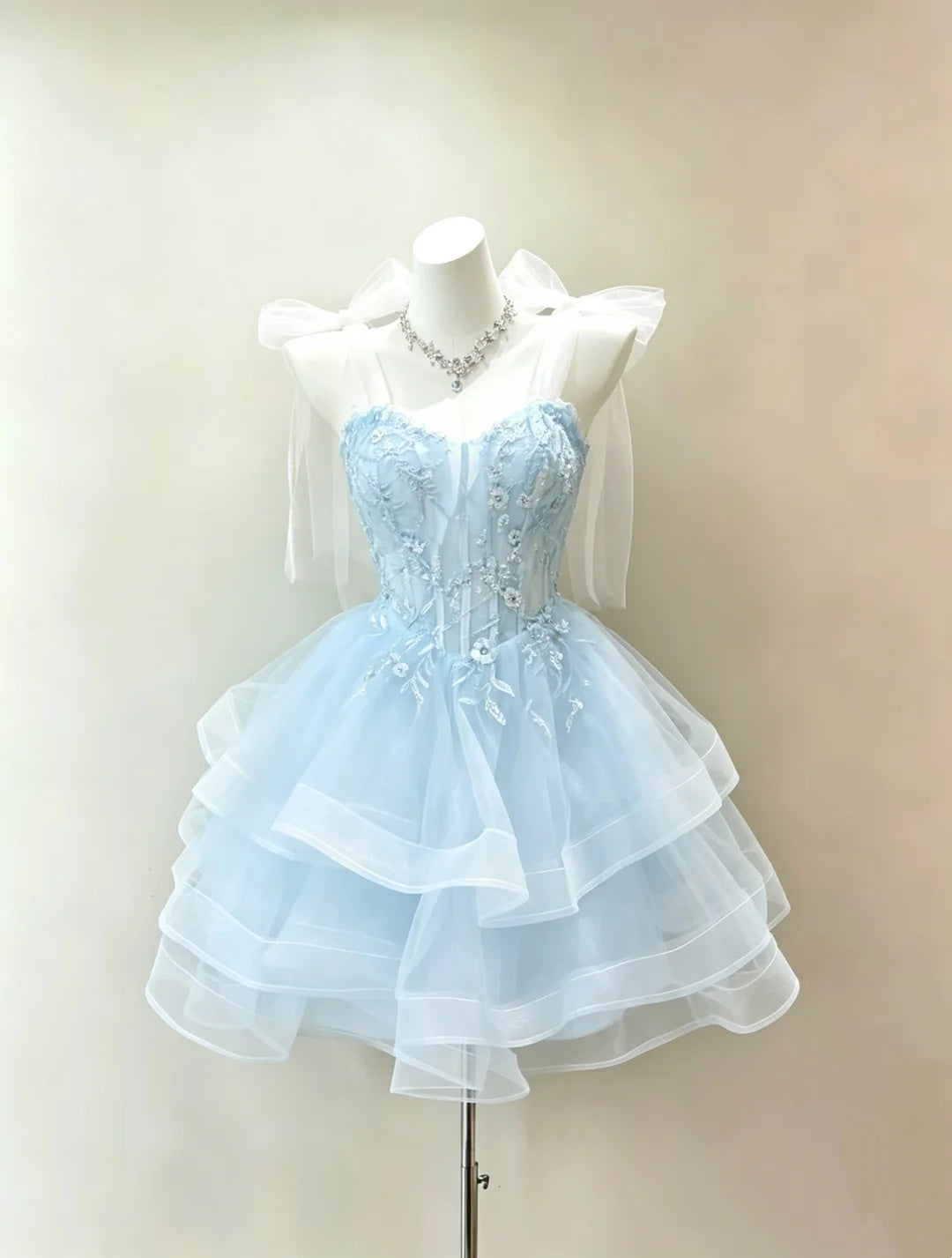 Ethereal Light Blue Sweetheart Sheer Tulle Tie Bow Straps Floral Appliqué Corset Tiered Tulle A Line Short Homecoming Dress AS2279