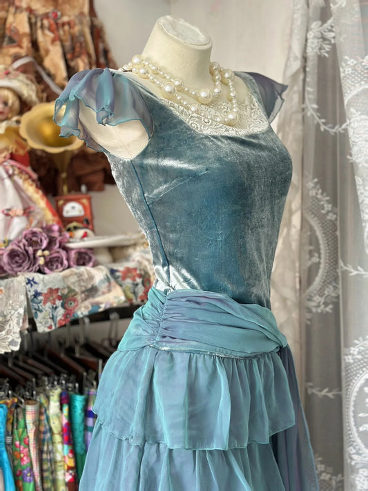 Enchanting Teal Velvet Square Neck Lace Trim Cap Sleeve Tiered Ruffle Chiffon Skirt Sash Tie Waist A Line Short Homecoming Dress AS2366