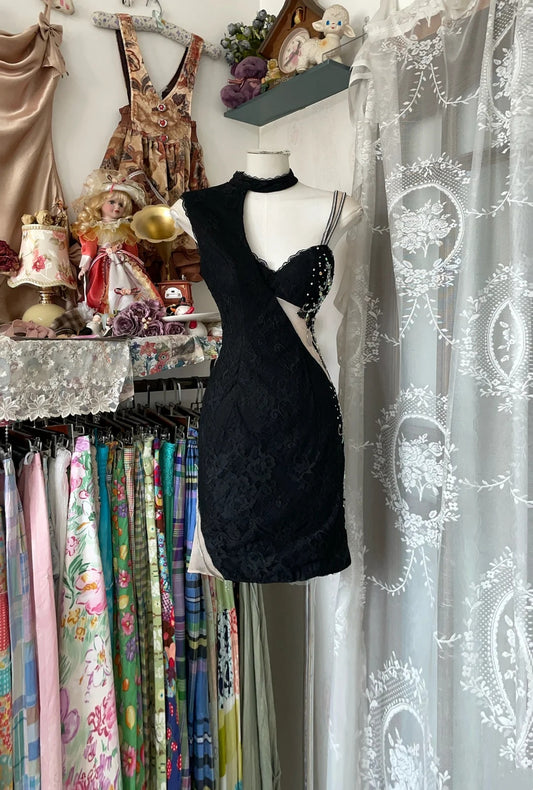 Eye‑Catching Black Lace Asymmetrical Strap Choker Neck Cut‑Out Mesh Sides Sequin Beaded Bodycon Short Homecoming Dress AS2368